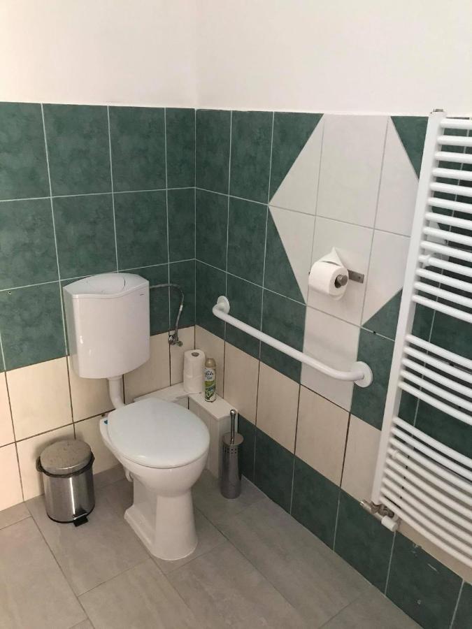 Hunyadi Panzio-Apartman Makó Dış mekan fotoğraf