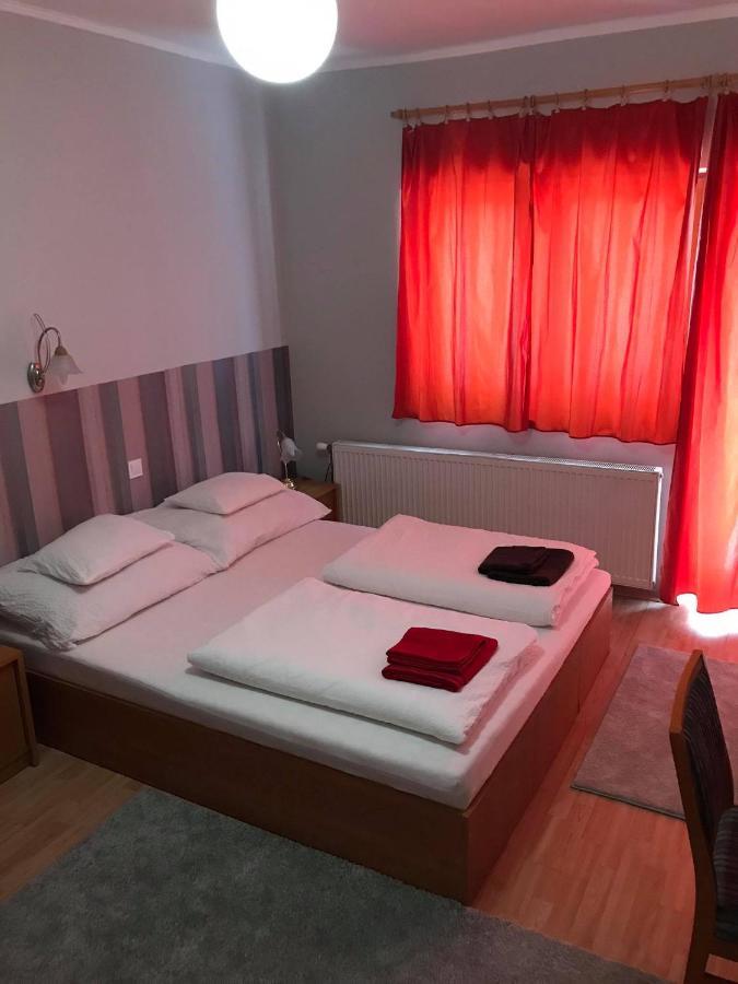 Hunyadi Panzio-Apartman Makó Dış mekan fotoğraf