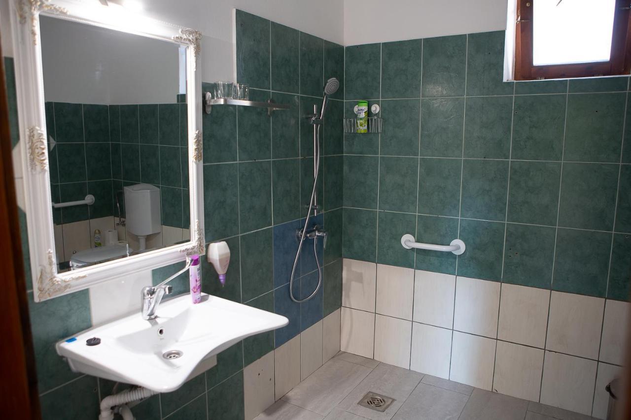 Hunyadi Panzio-Apartman Makó Dış mekan fotoğraf
